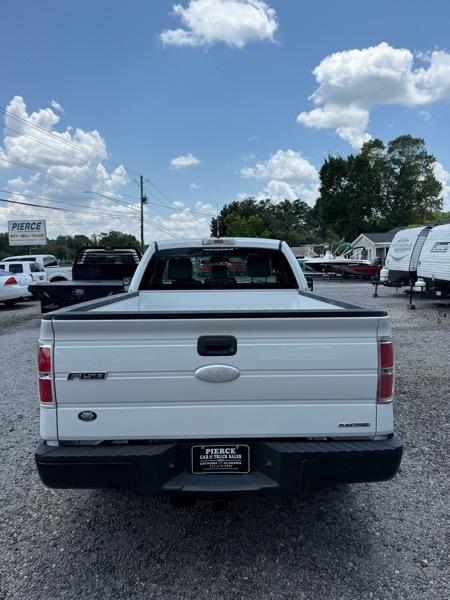 Ford F-150 XL Reg. Cab 2WD 2011