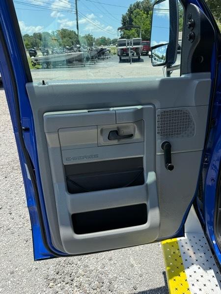 Ford Econoline E350 2017