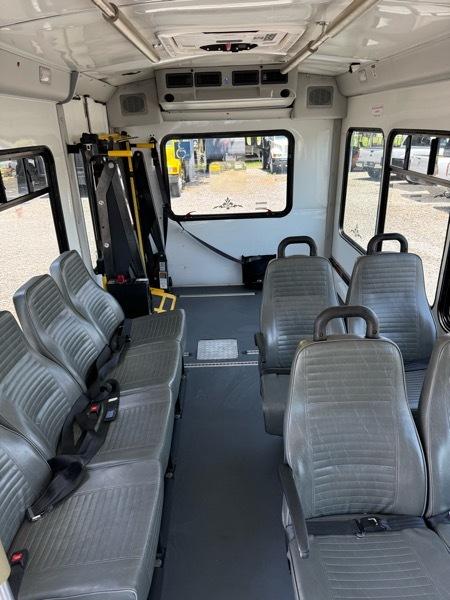 Ford Econoline E350 2017