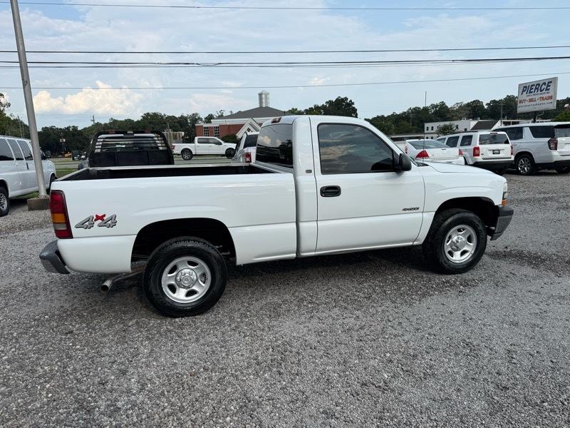 Chevrolet Silverado 1500 W/T Reg Cab 4WD 2000