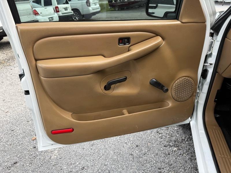 Chevrolet Silverado 1500 W/T Reg Cab 4WD 2000