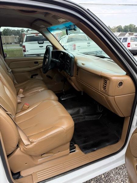 Chevrolet Silverado 1500 W/T Reg Cab 4WD 2000