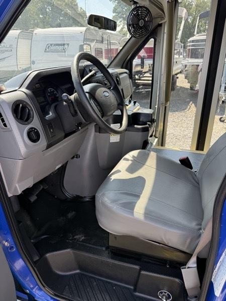 Ford Econoline E350 2017