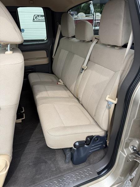 Ford F-150 XLT SuperCab 2WD 2011