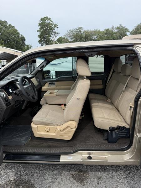 Ford F-150 XLT SuperCab 2WD 2011