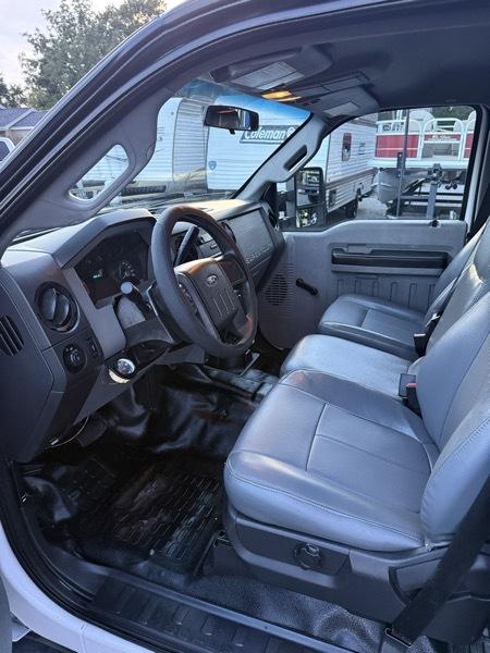 Ford F-450 SD Crew Cab DRW 2WD 2013