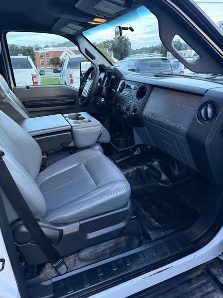 Ford F-450 SD Crew Cab DRW 2WD 2013