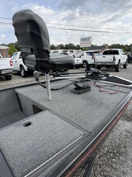Tracker Bass Tracker Classic XL  2021