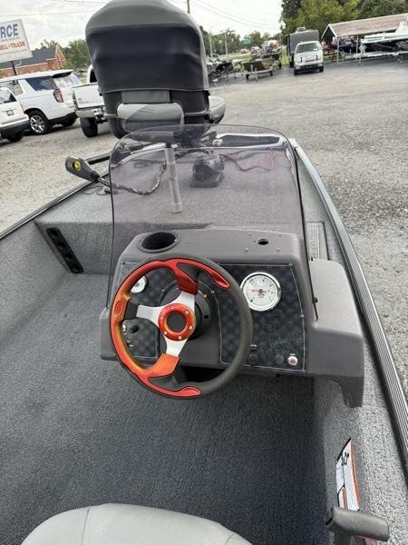 Tracker Bass Tracker Classic XL  2021