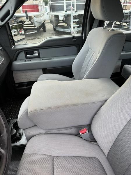 Ford F-150 XL SuperCrew 4WD 2012