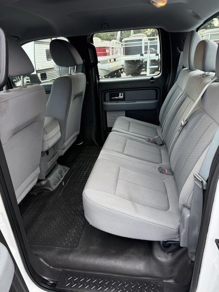Ford F-150 XL SuperCrew 4WD 2012