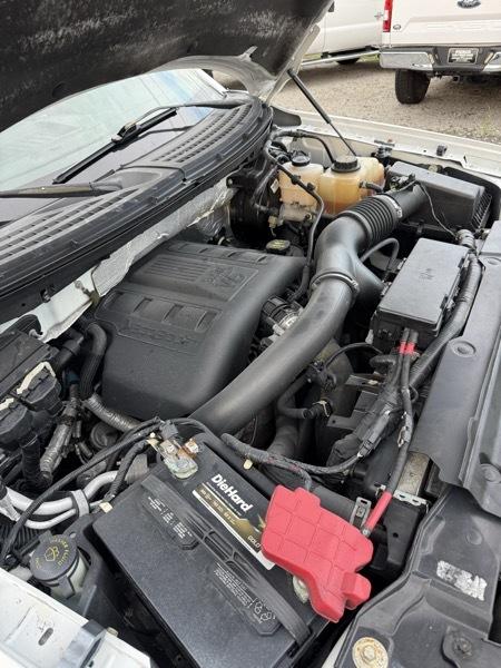 Ford F-150 XL SuperCrew 4WD 2012