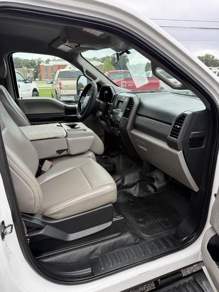 Ford F-350 SD XL DRW 2WD 2017