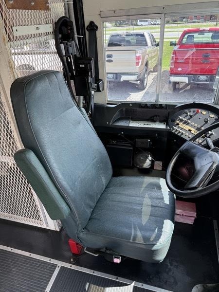 International 3800  2000