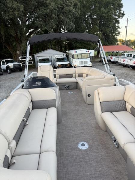 Sun Tracker Party Barge 20 DLX  2023