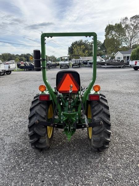 John Deere Tractor  2009