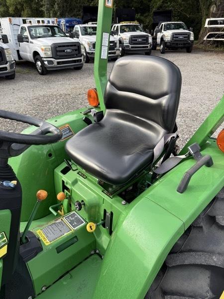 John Deere Tractor  2009