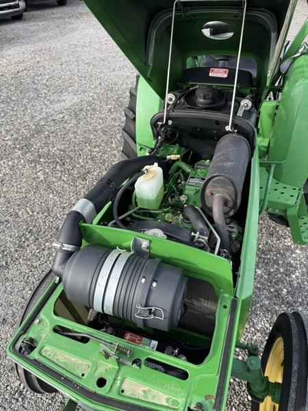 John Deere Tractor  2009