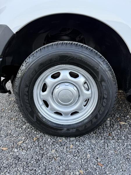 Ford F-150 XL SuperCrew 2WD 2011