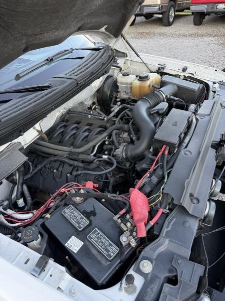 Ford F-150 XL SuperCrew 2WD 2011