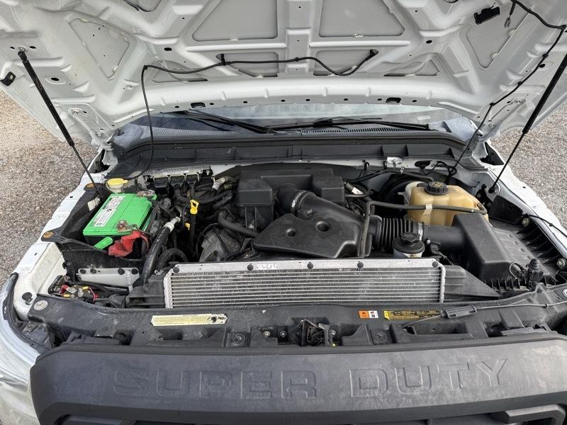 Ford F-250 SD XL SuperCab 2WD 2011
