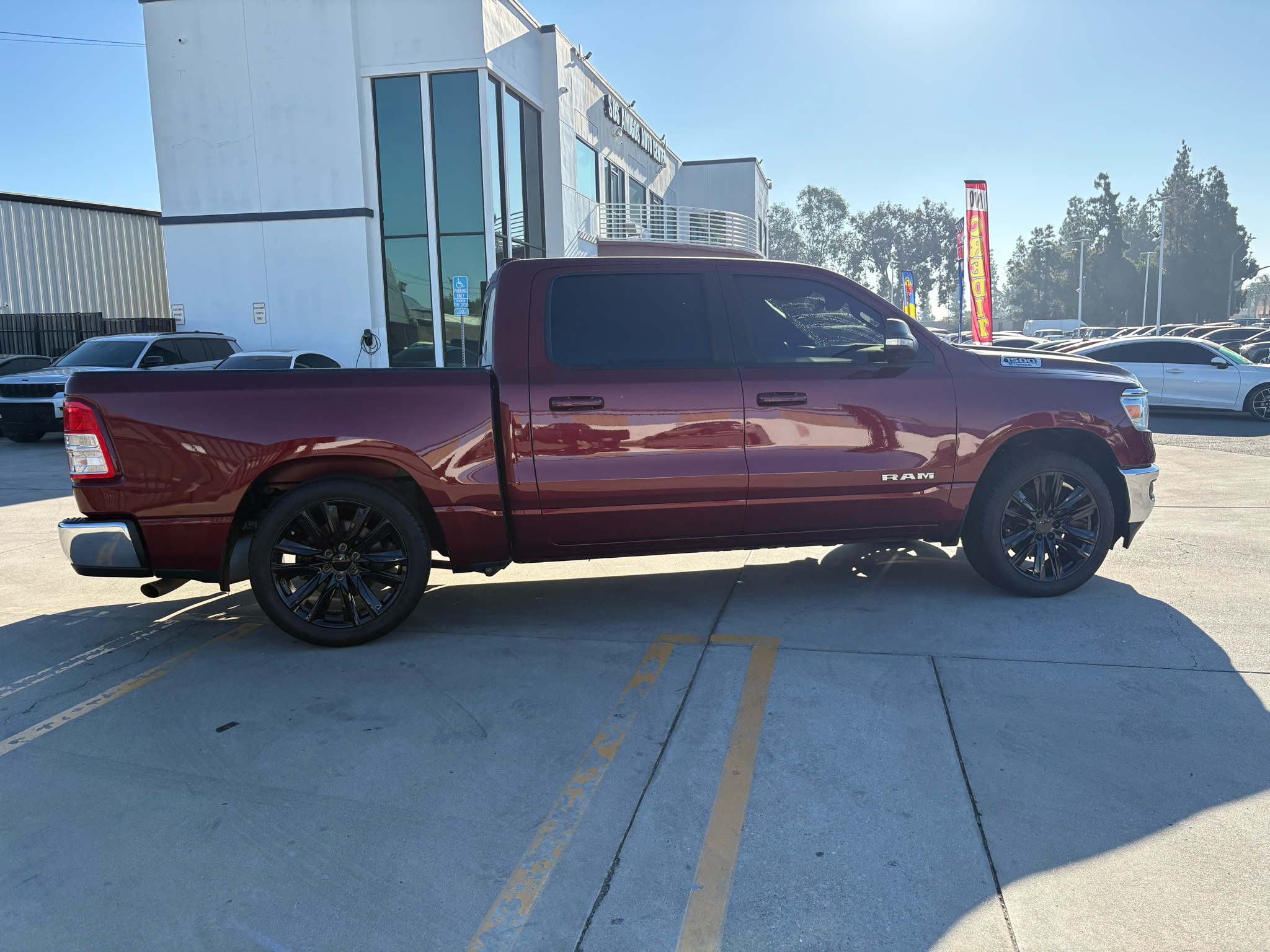 RAM 1500 Big Horn 4x2 Crew Cab 5'7" Box 2022