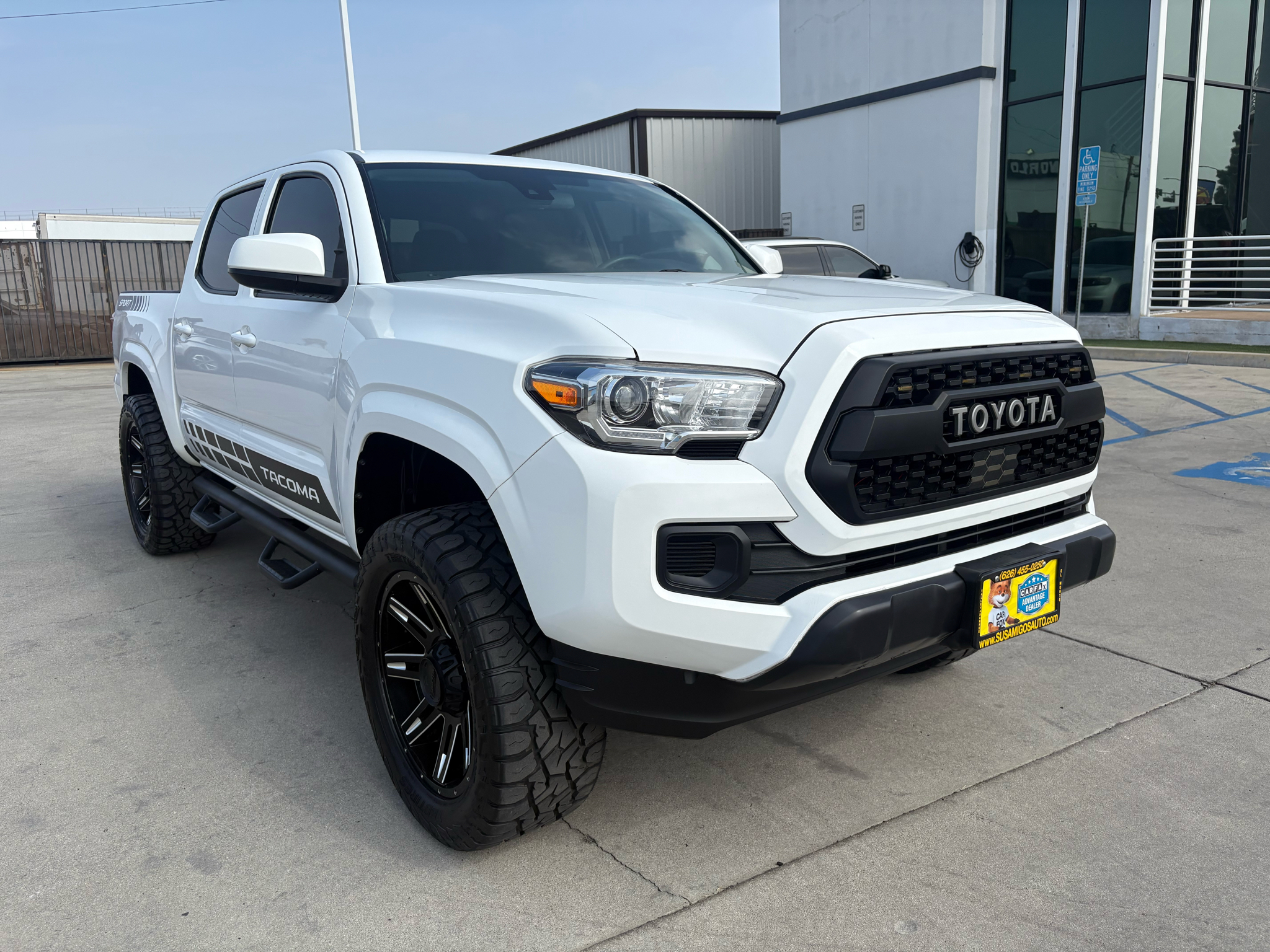 Toyota Tacoma 2WD Double Cab I4 AT SR (Natl) 2018