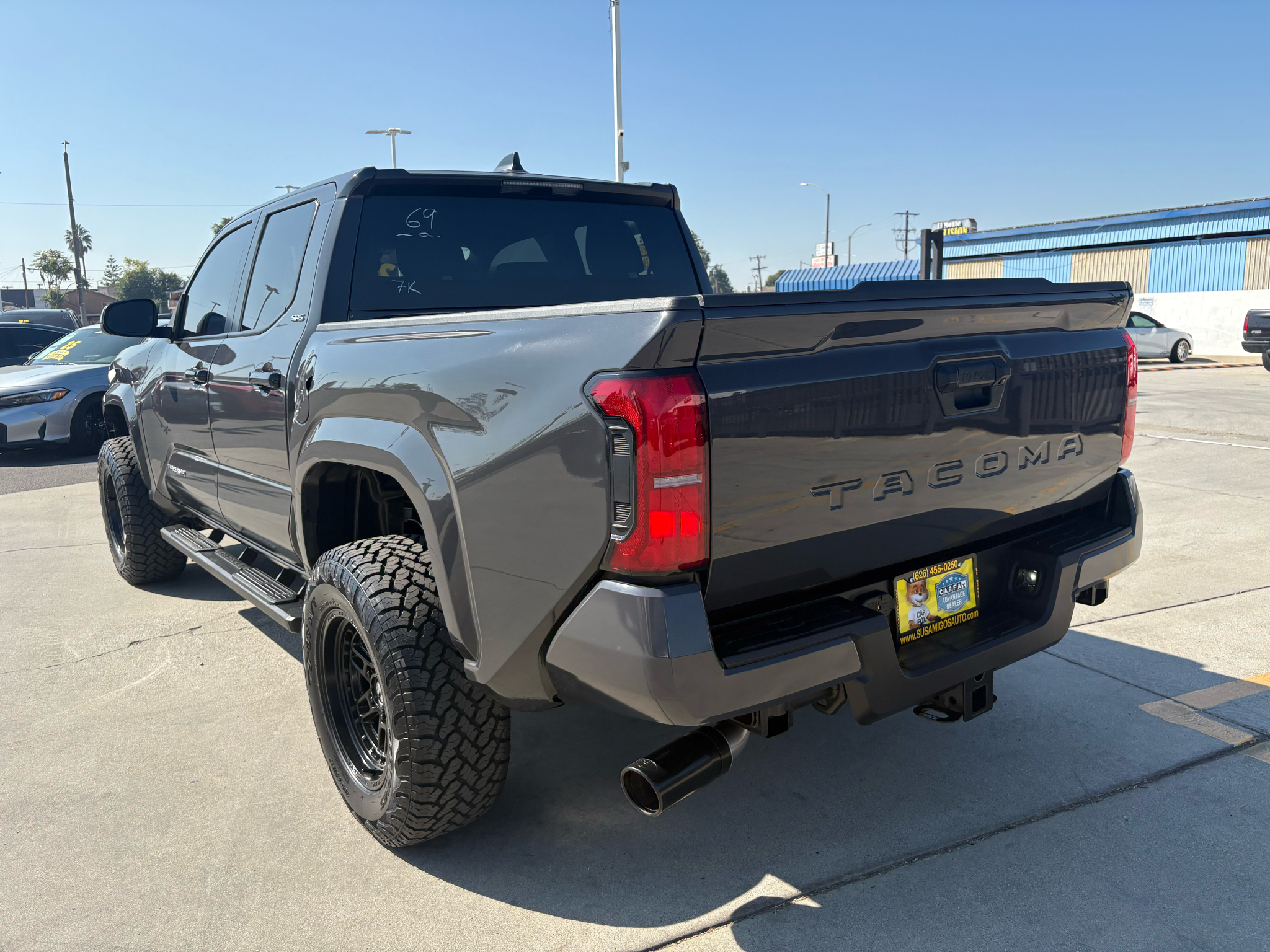 Toyota Tacoma 2WD SR5 Double Cab 5' Bed AT (Natl) 2025