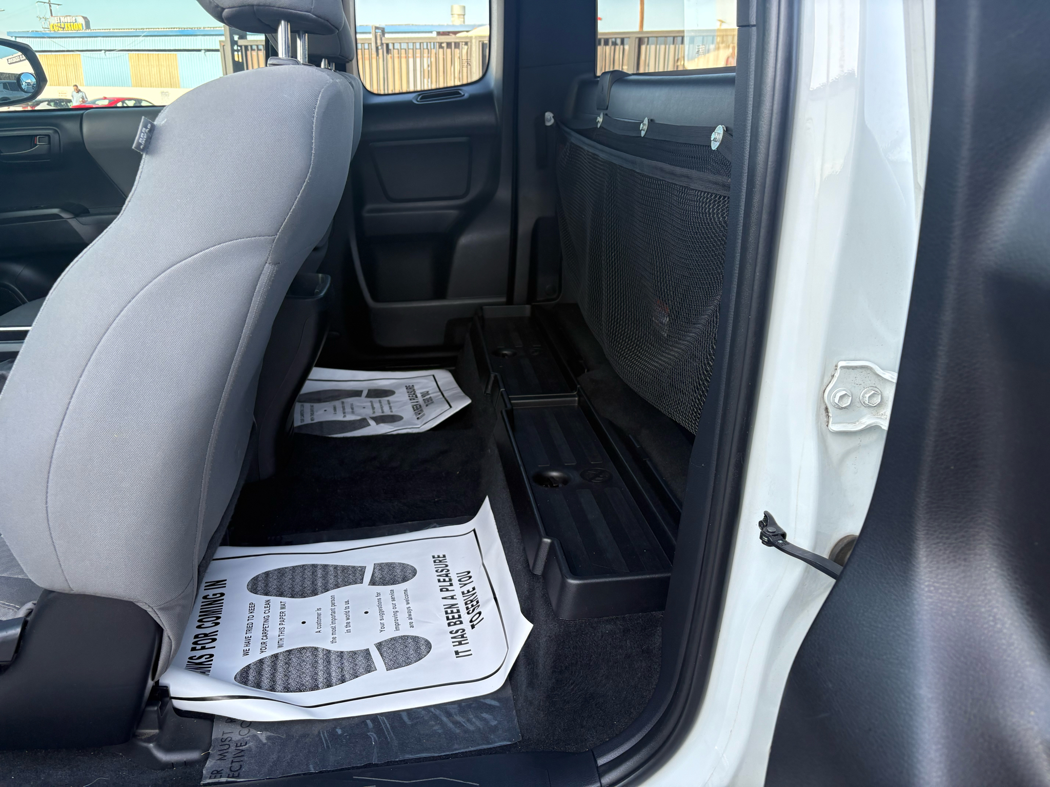 Toyota Tacoma 2WD SR5 Access Cab 6' Bed I4 AT (Natl) 2020