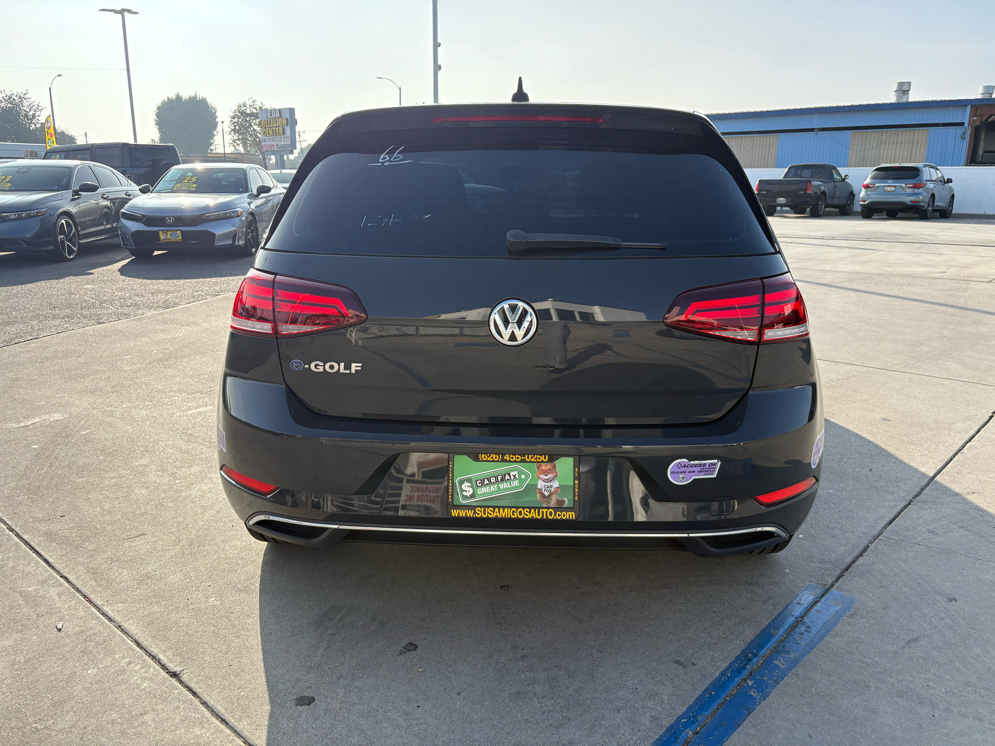 Volkswagen e-Golf 4-Door SE 2019