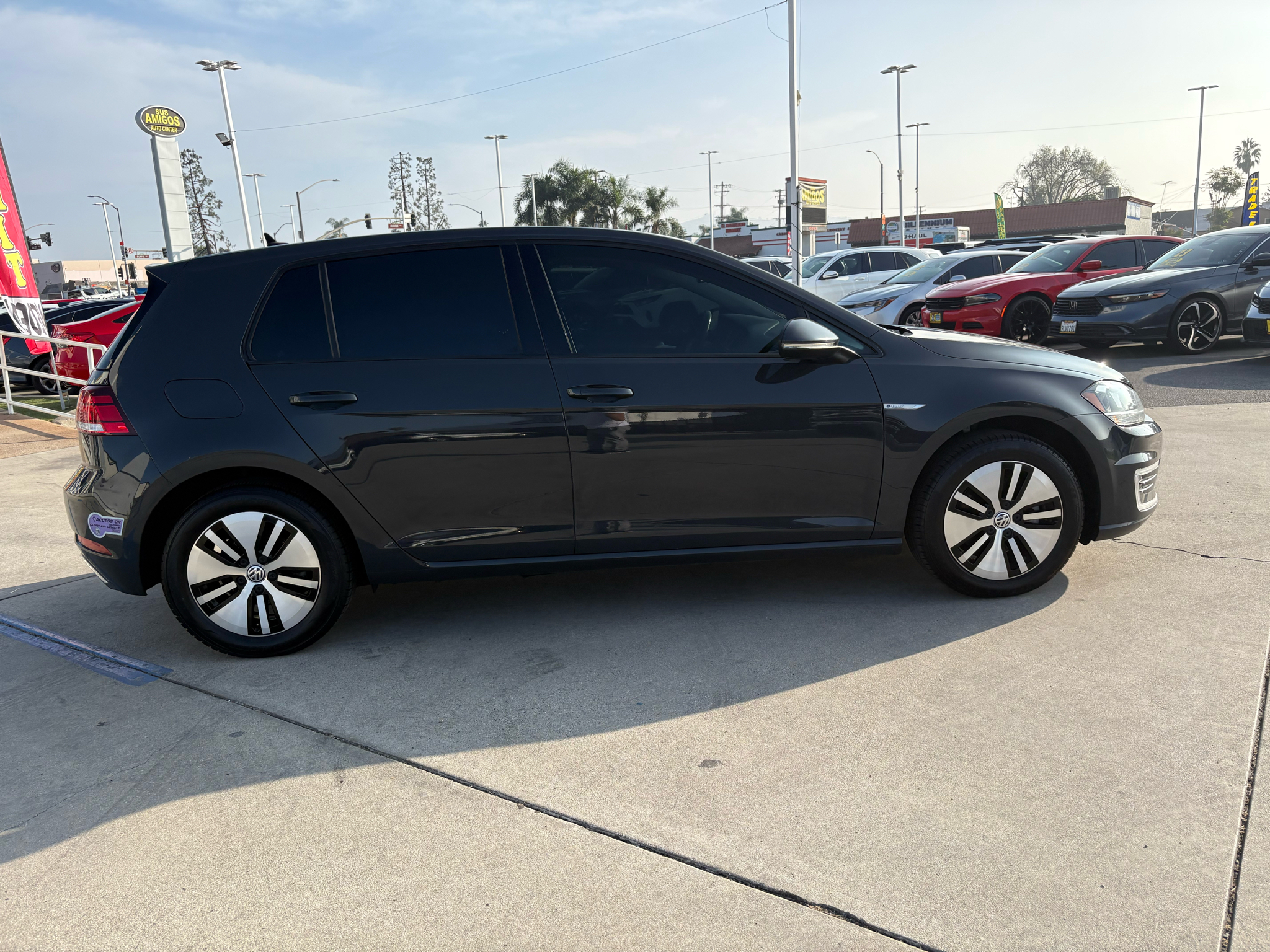 Volkswagen e-Golf 4-Door SE 2019