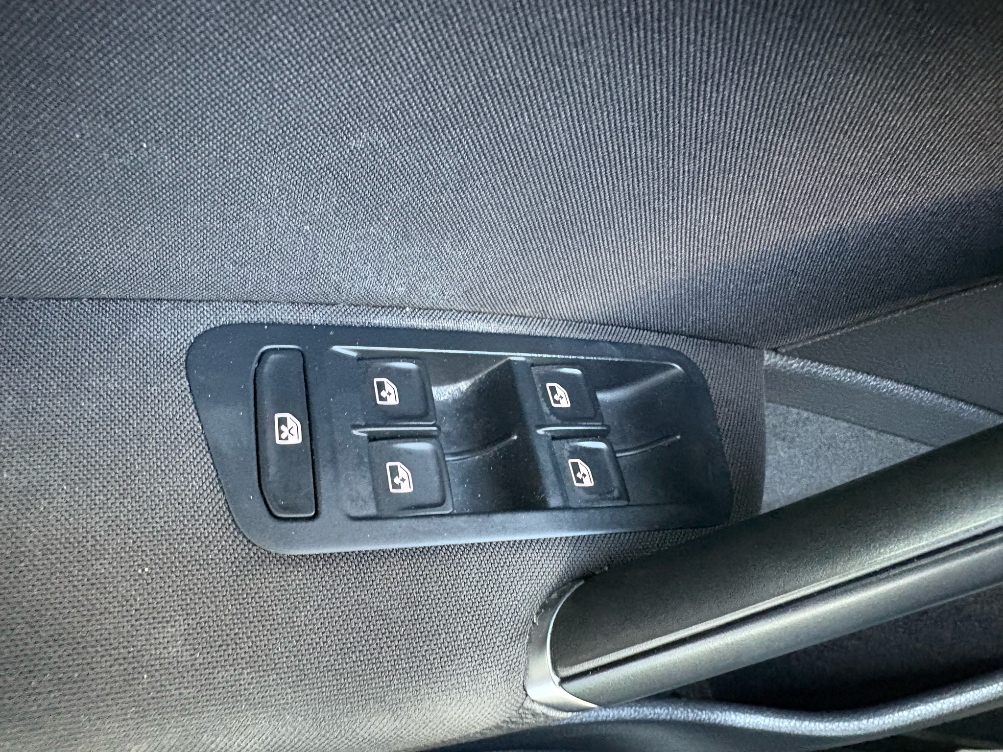 Volkswagen e-Golf 4-Door SE 2019