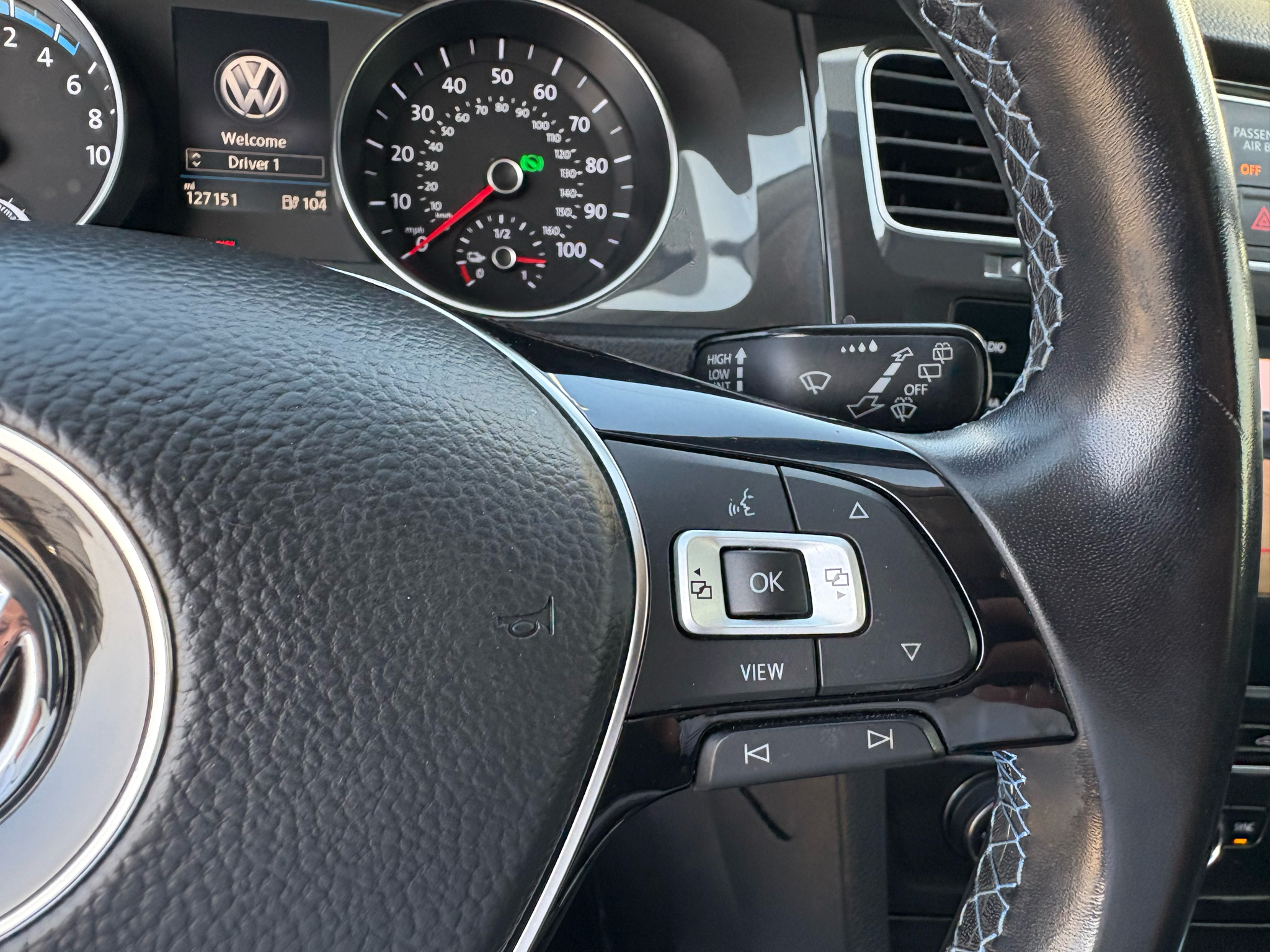 Volkswagen e-Golf 4-Door SE 2019