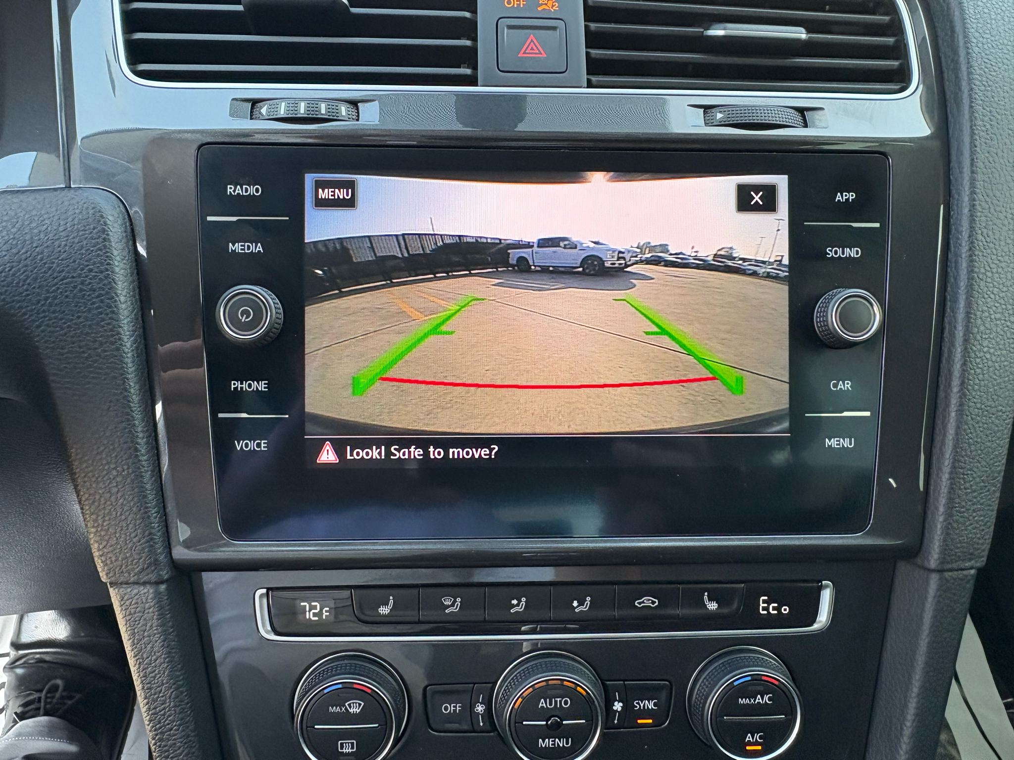 Volkswagen e-Golf 4-Door SE 2019