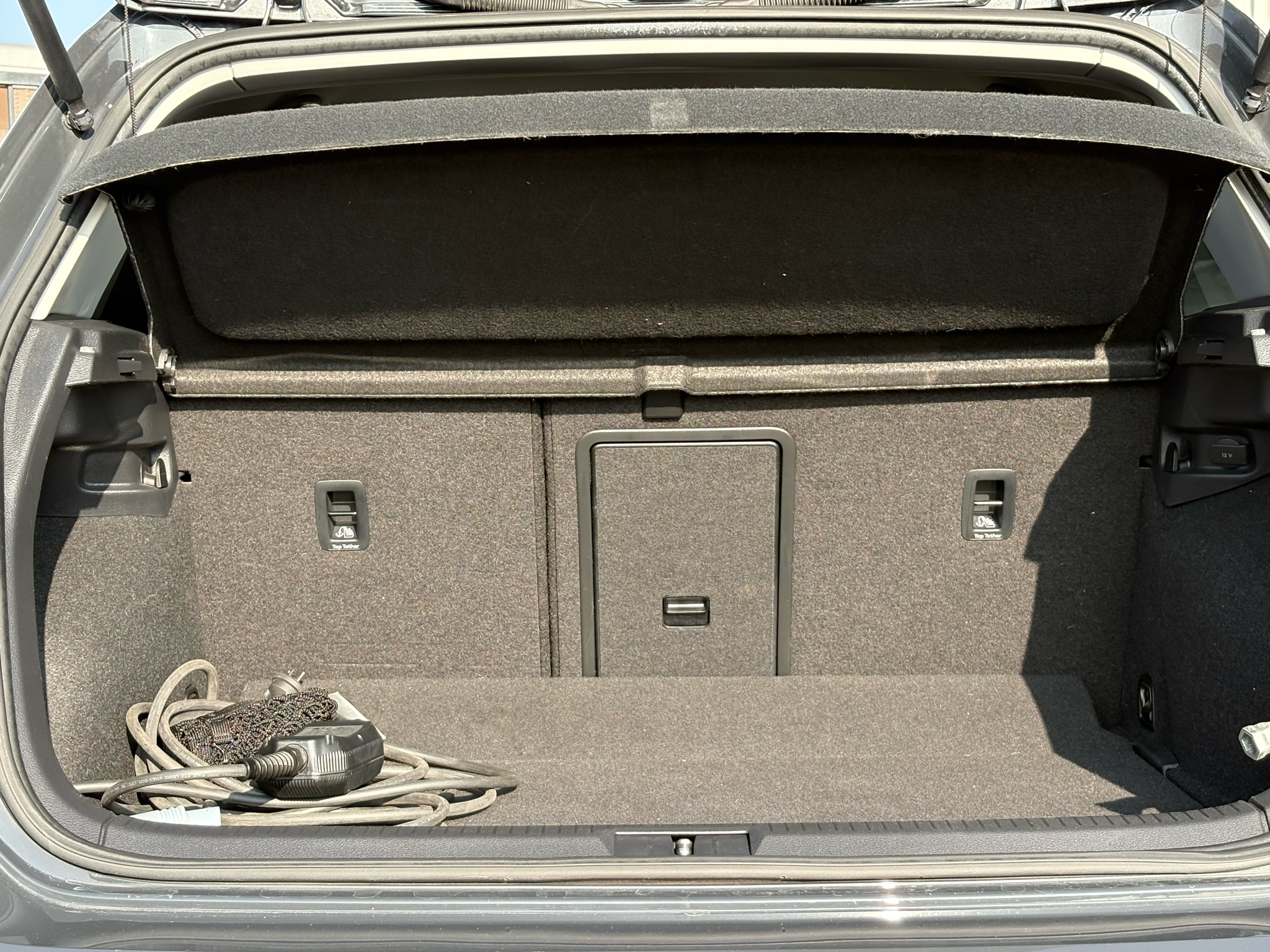 Volkswagen e-Golf 4-Door SE 2019