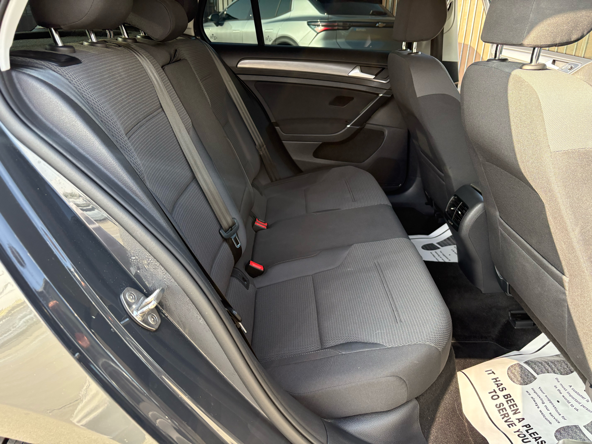 Volkswagen e-Golf 4-Door SE 2019