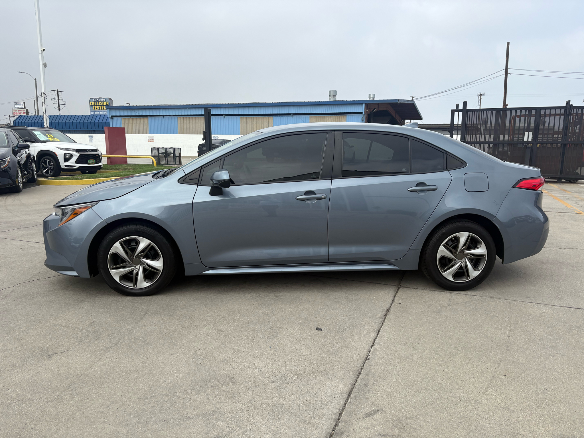 Toyota Corolla LE CVT (Natl) 2022
