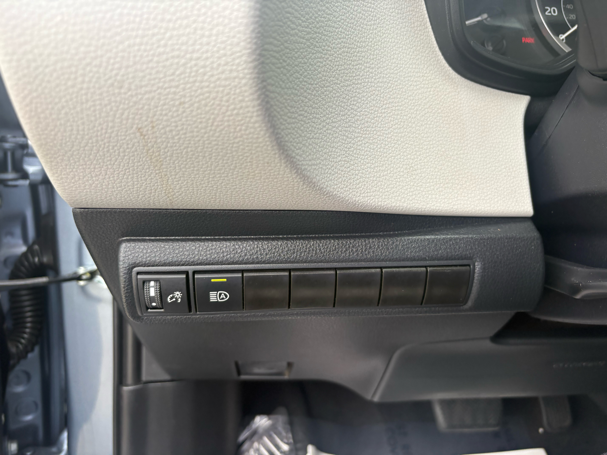 Toyota Corolla LE CVT (Natl) 2022