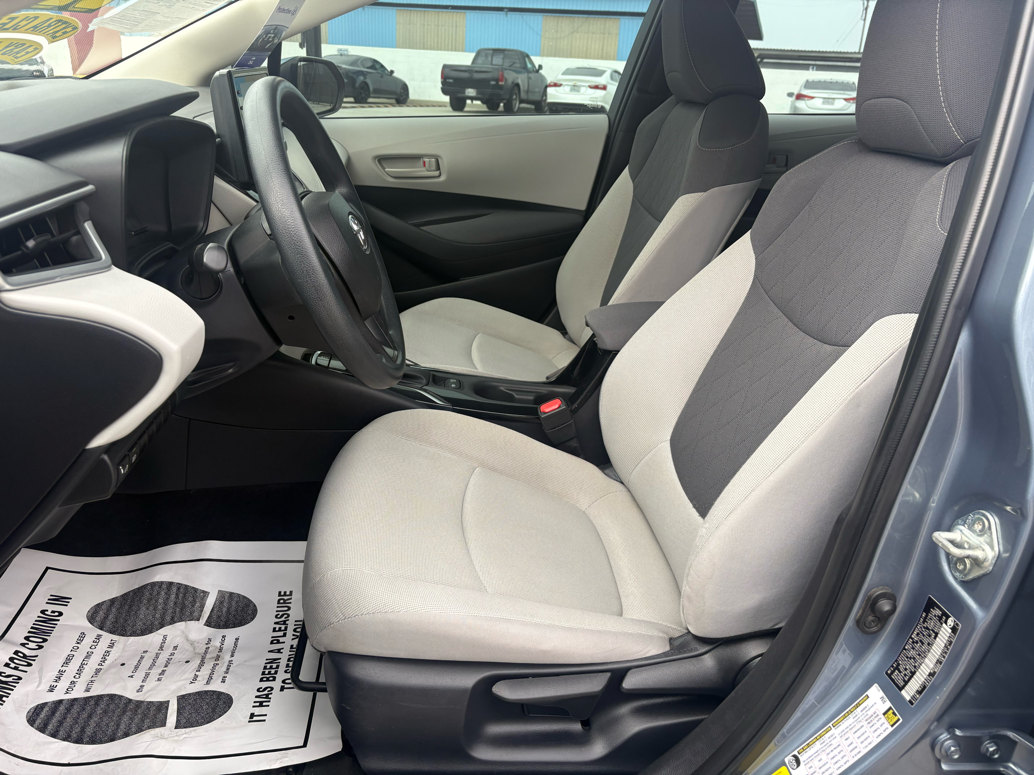 Toyota Corolla LE CVT (Natl) 2022