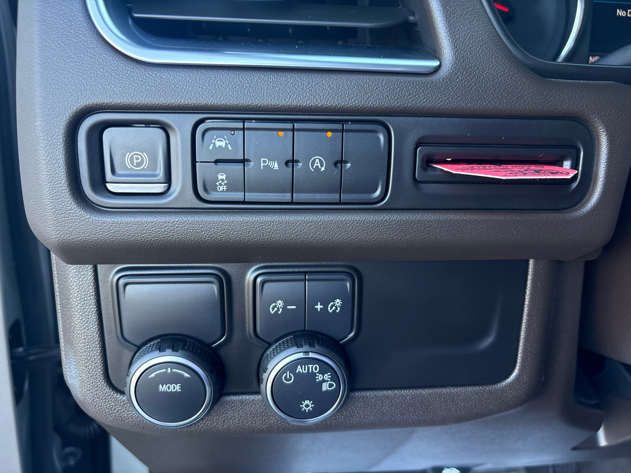 Chevrolet Tahoe 2WD 4dr LS 2024