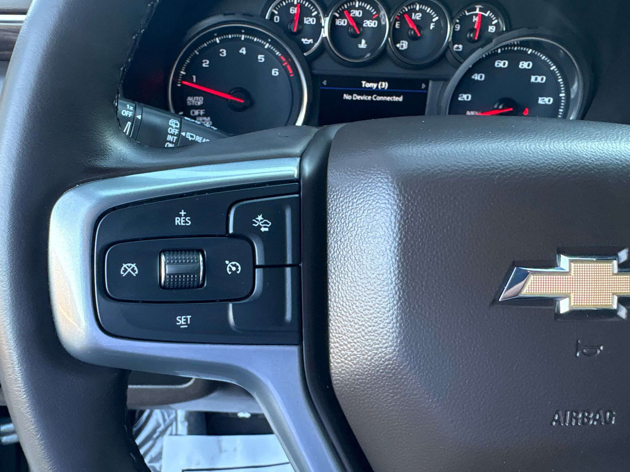 Chevrolet Tahoe 2WD 4dr LS 2024