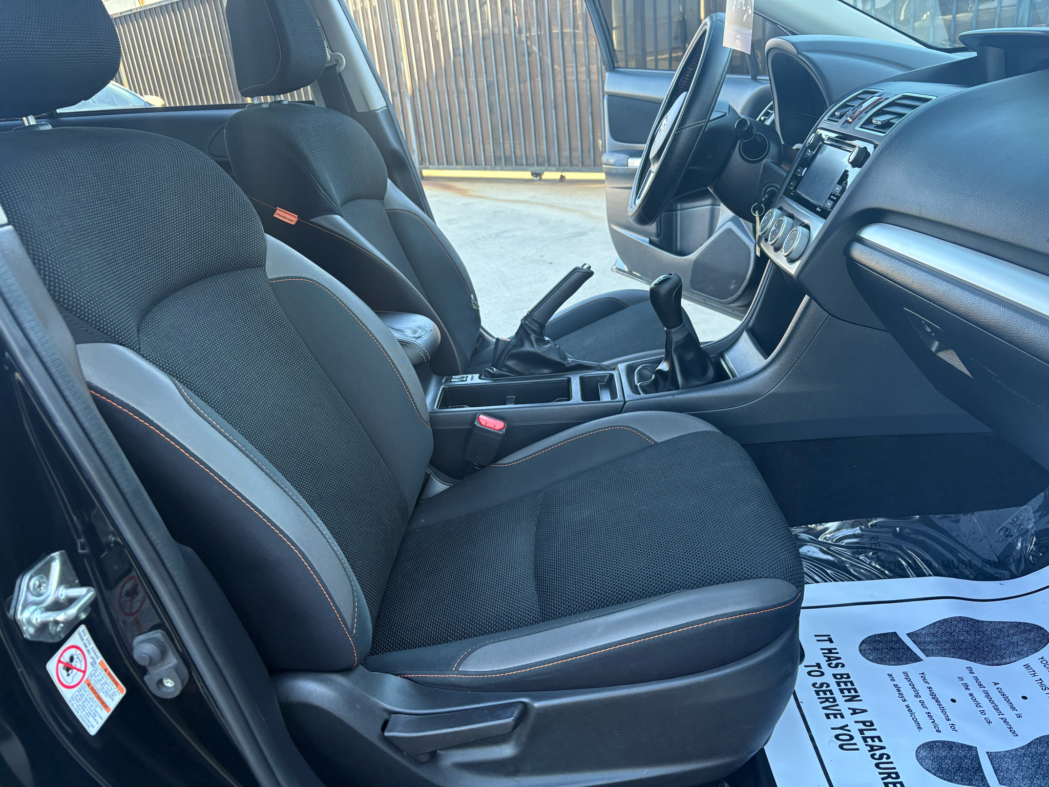 Subaru Crosstrek 5dr Man 2.0i Premium 2016