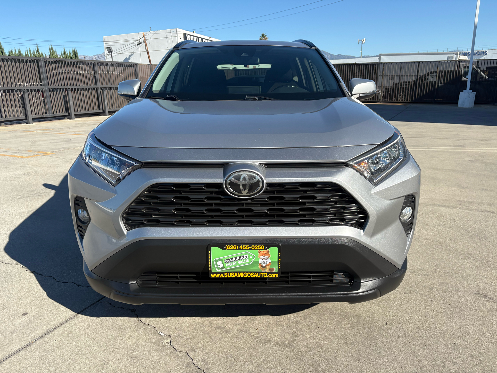 Toyota RAV4 XLE FWD (Natl) 2019