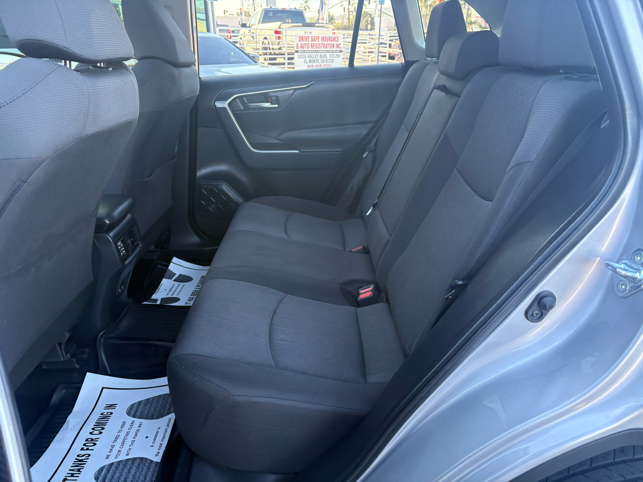 Toyota RAV4 XLE FWD (Natl) 2019