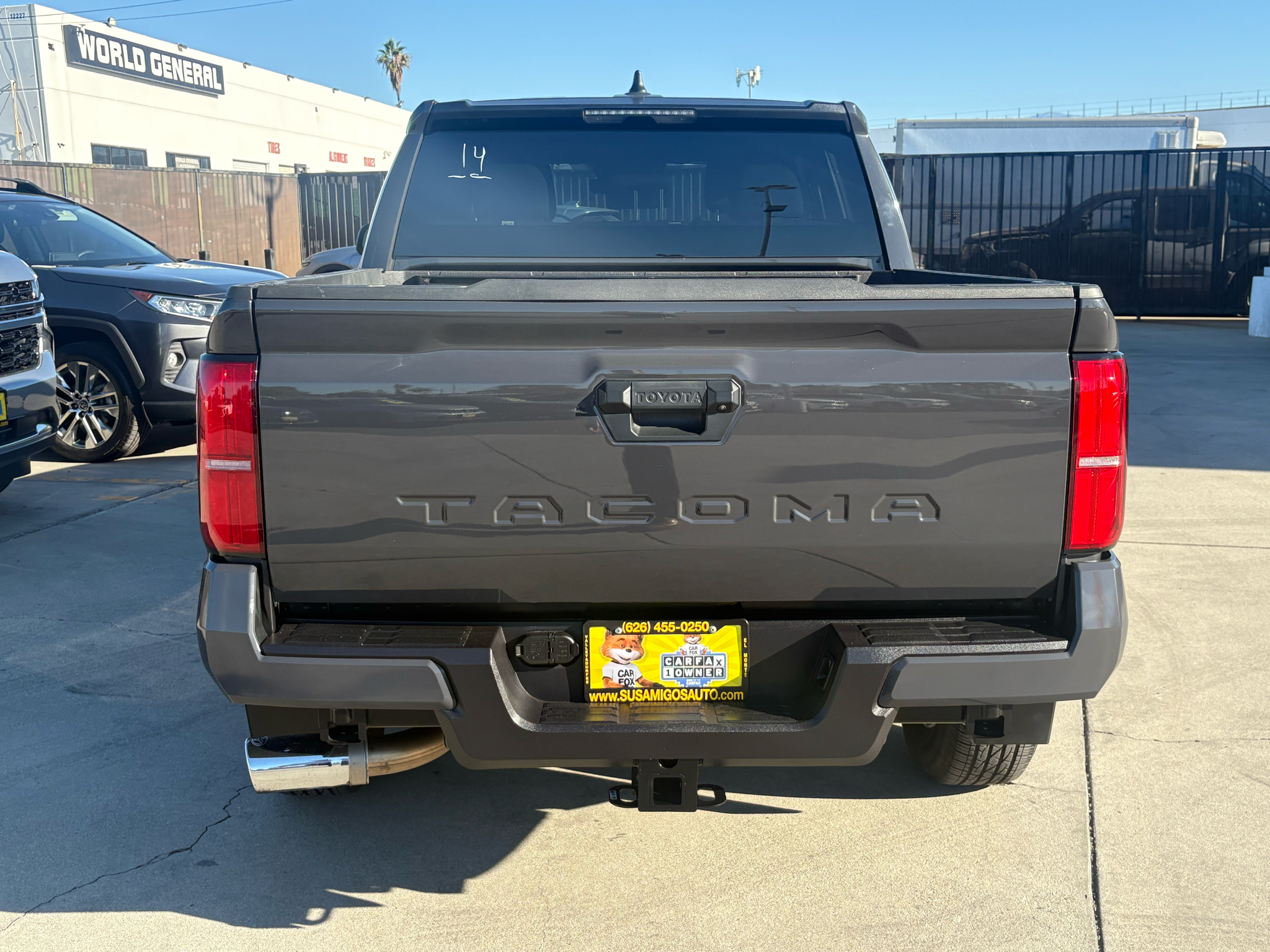 Toyota Tacoma 2WD SR5 Double Cab 5' Bed I4 AT (Natl) 2024