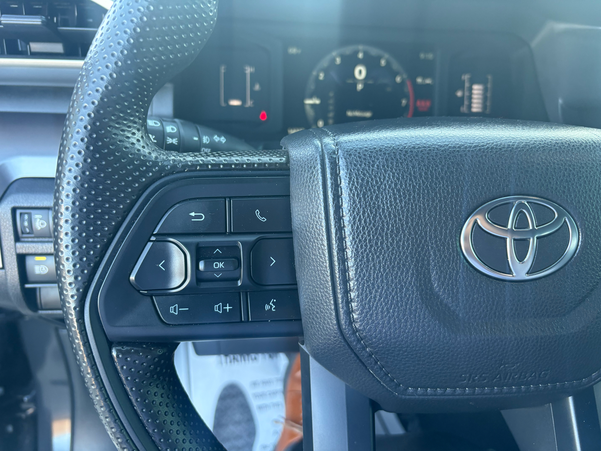 Toyota Tacoma 2WD SR5 Double Cab 5' Bed I4 AT (Natl) 2024