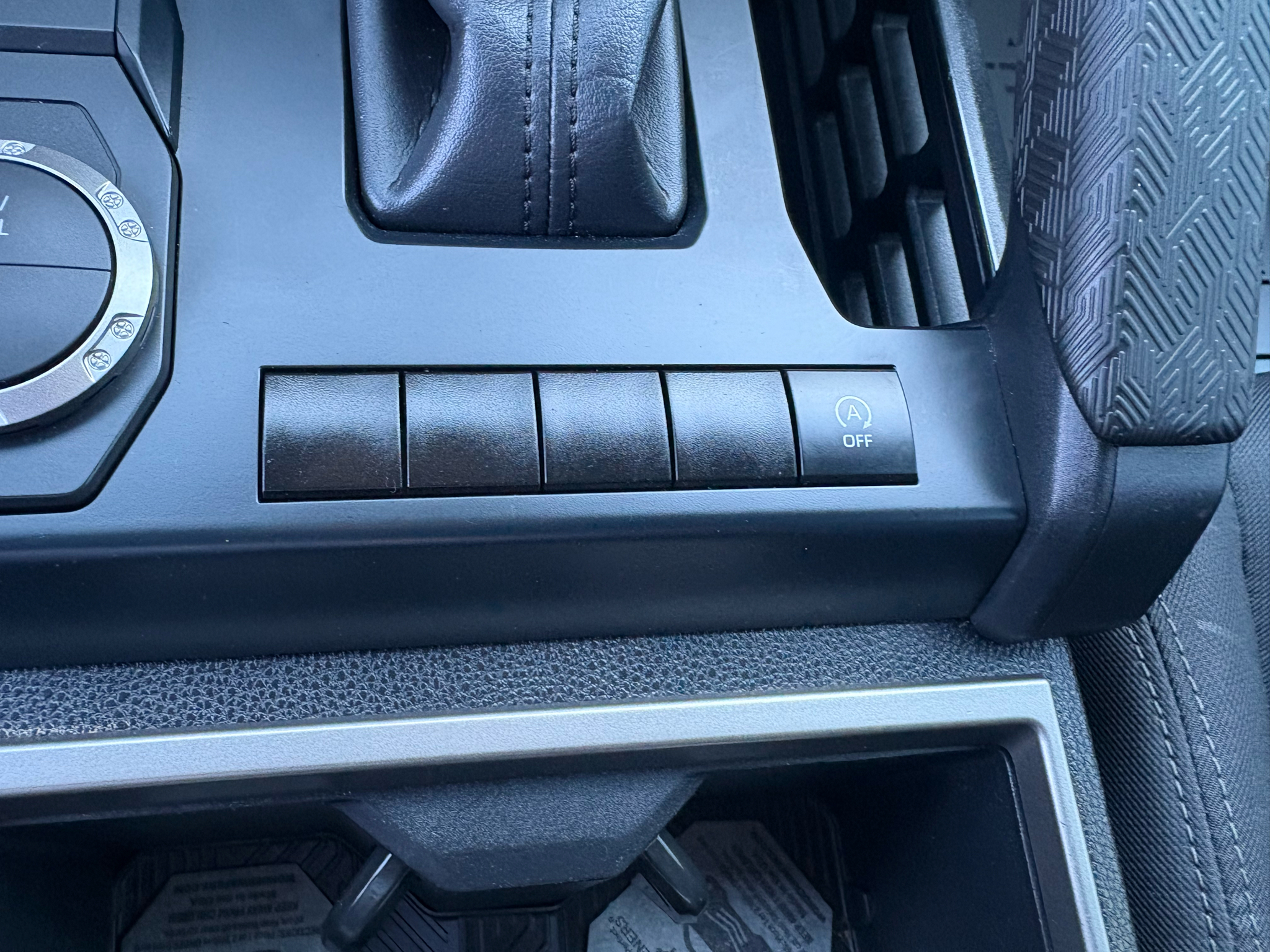 Toyota Tacoma 2WD SR5 Double Cab 5' Bed I4 AT (Natl) 2024