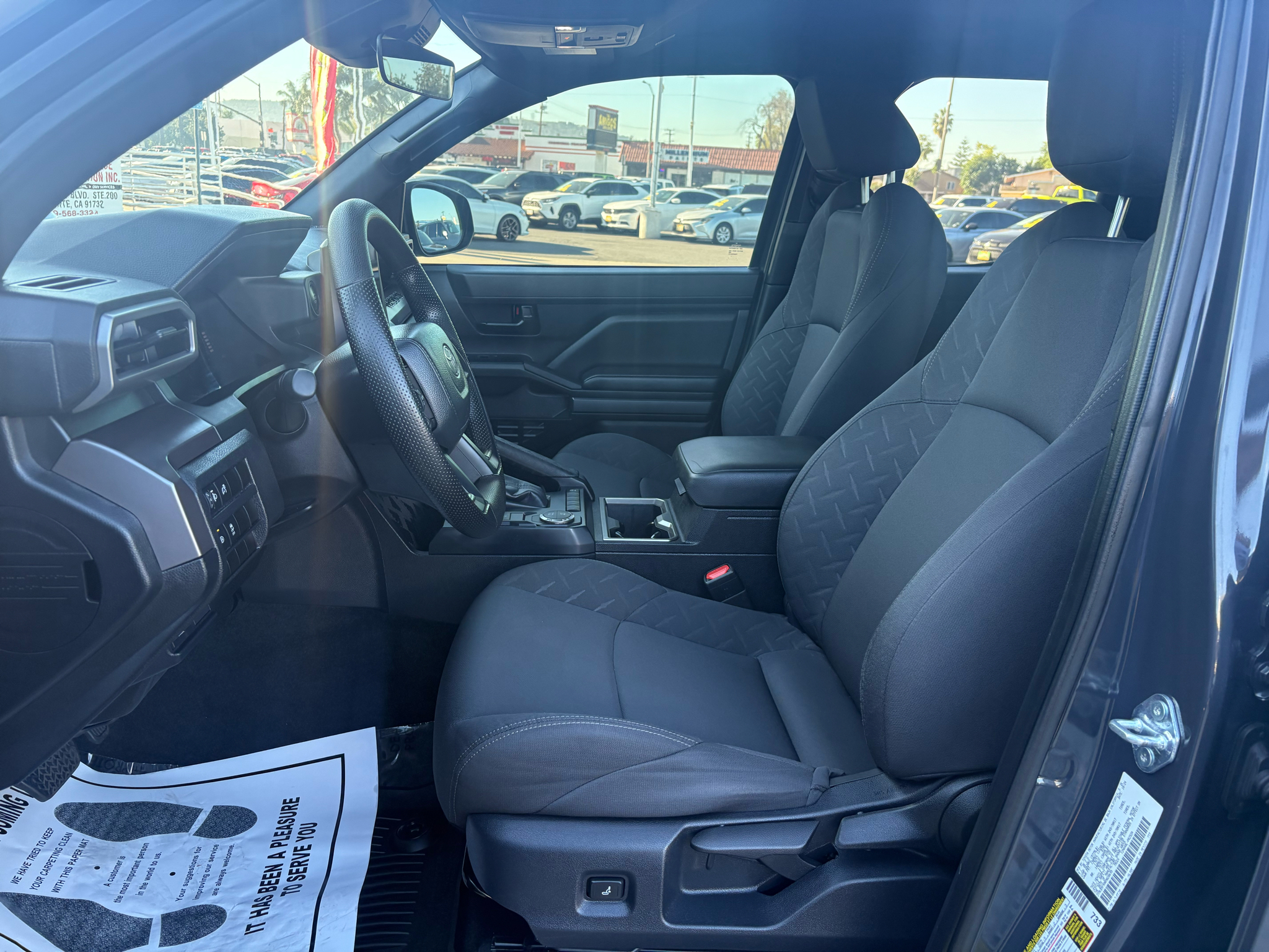 Toyota Tacoma 2WD SR5 Double Cab 5' Bed I4 AT (Natl) 2024