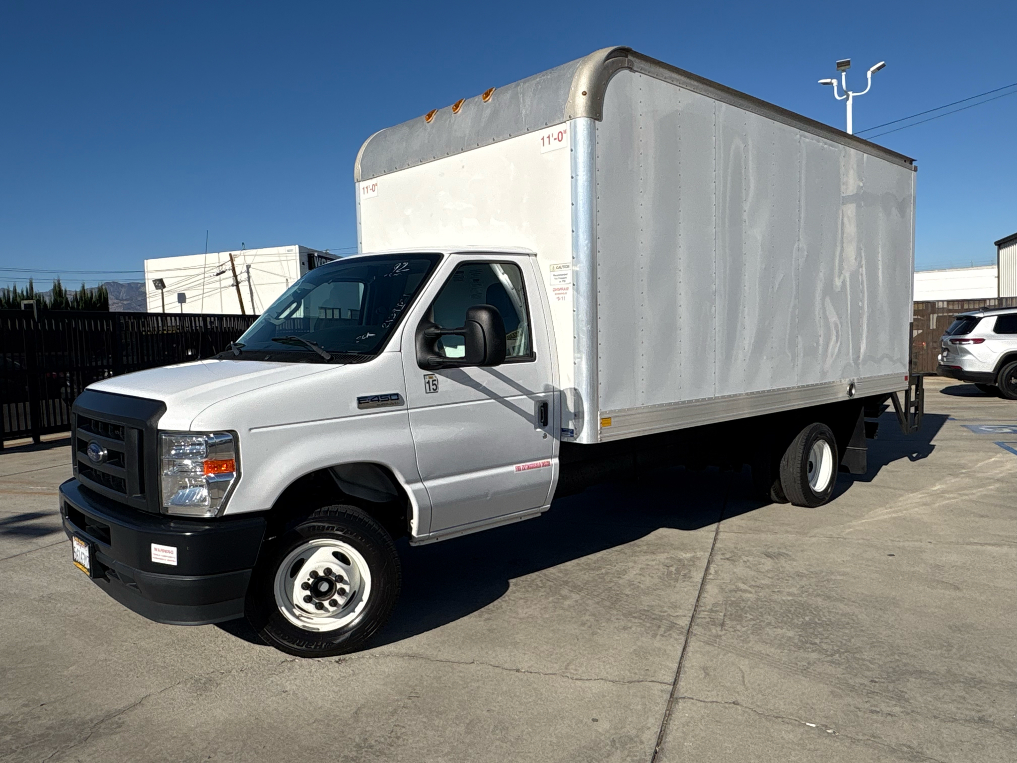 Ford E-Series Cutaway E-450 DRW 158" WB 2021