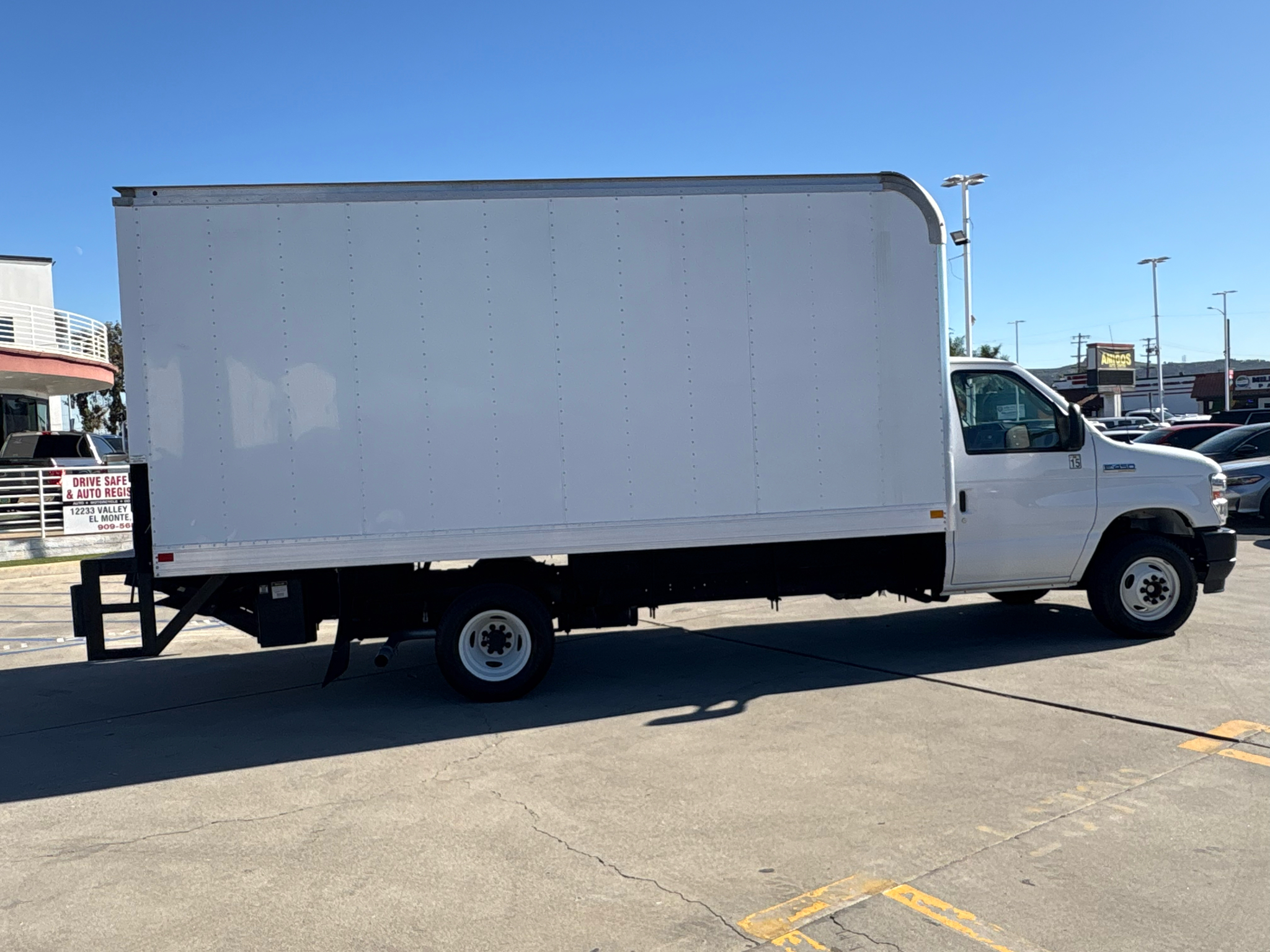 Ford E-Series Cutaway E-450 DRW 158" WB 2021